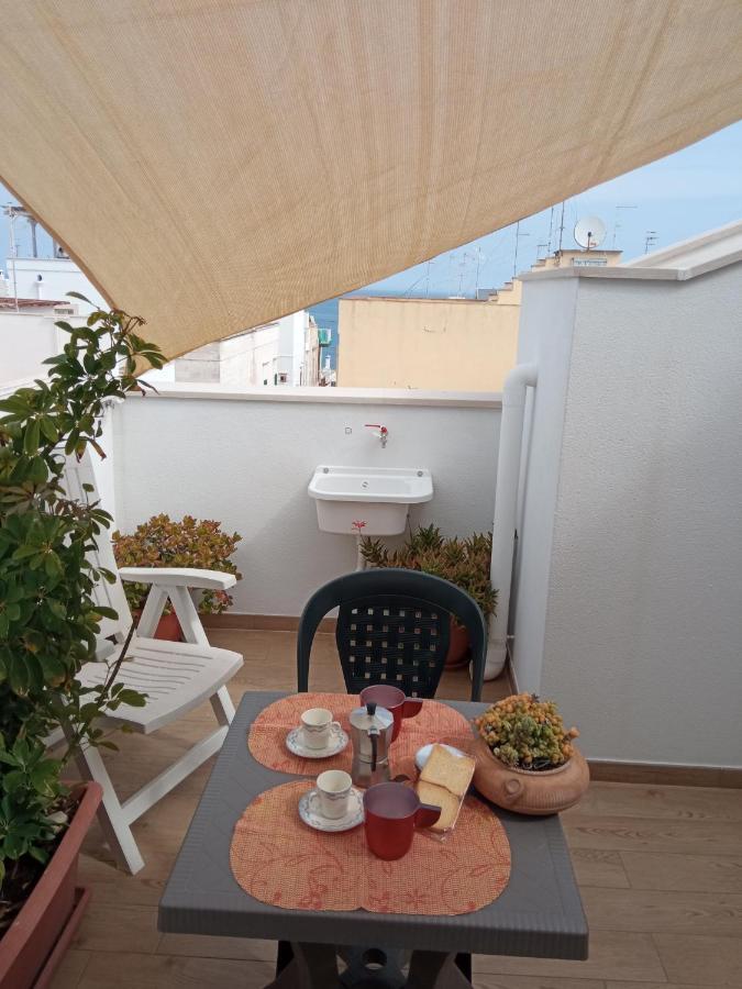 Casa Viola -Locazione Breve Apartment โปลีญาโนอามาเร ภายนอก รูปภาพ