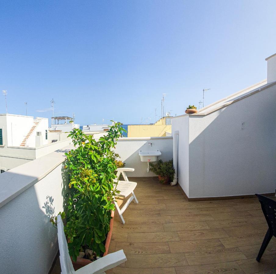 Casa Viola -Locazione Breve Apartment โปลีญาโนอามาเร ภายนอก รูปภาพ