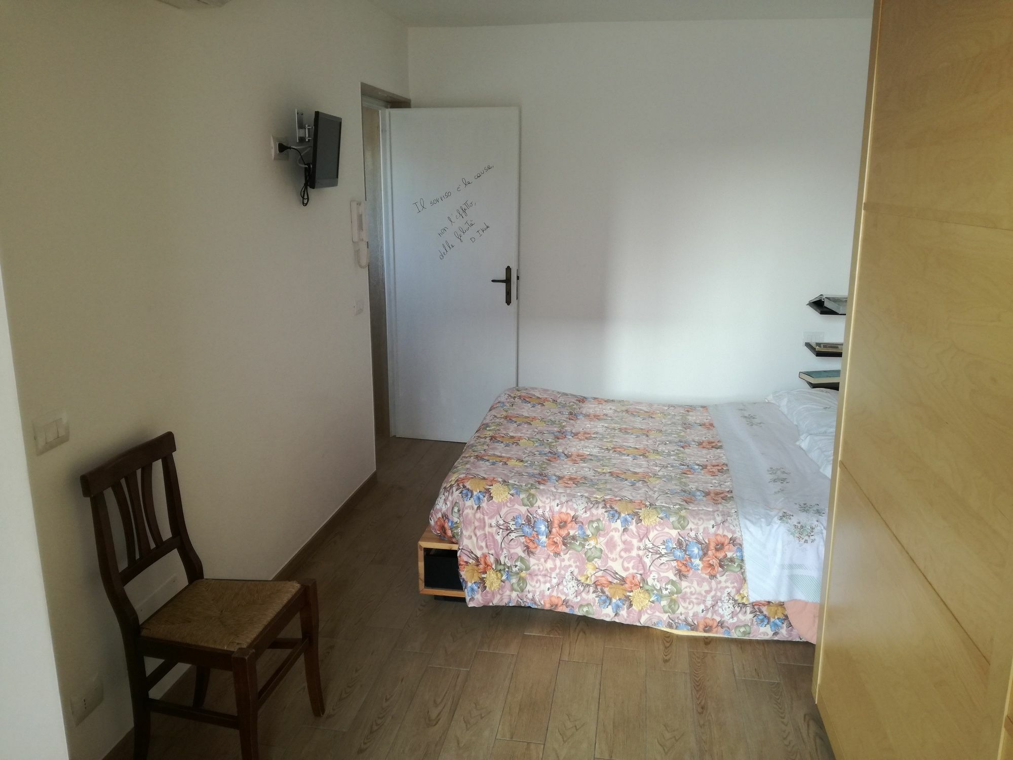 Casa Viola -Locazione Breve Apartment โปลีญาโนอามาเร ภายนอก รูปภาพ